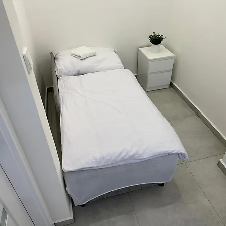 Krasny - Velky V Blizkosti Centra Apartman *