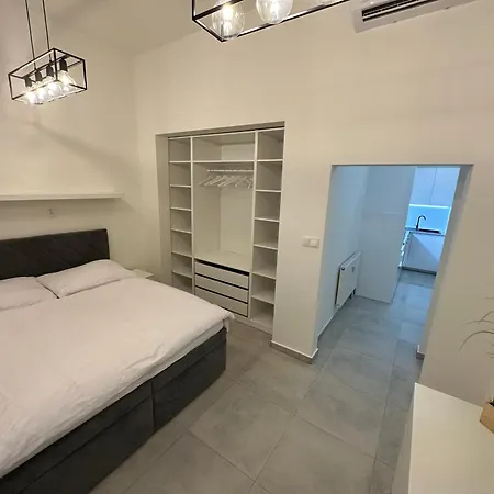 Krásny - Veľký V Blízkosti Centra Pozsony