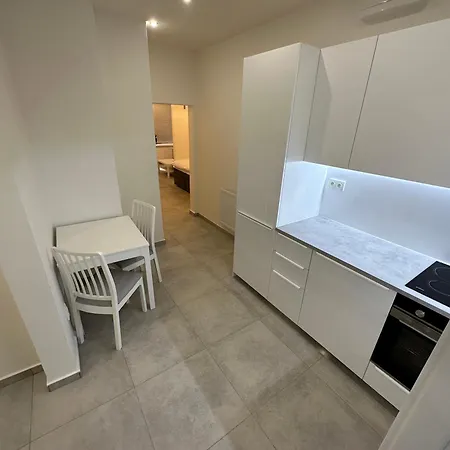 Krasny - Velky V Blizkosti Centra Apartament